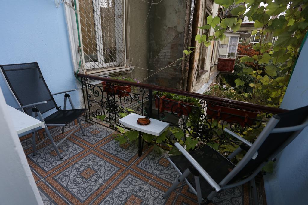 Apartments On Bunina 28 Odesa Exterior photo