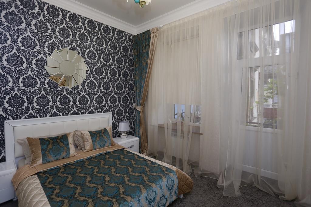 Apartments On Bunina 28 Odesa Exterior photo